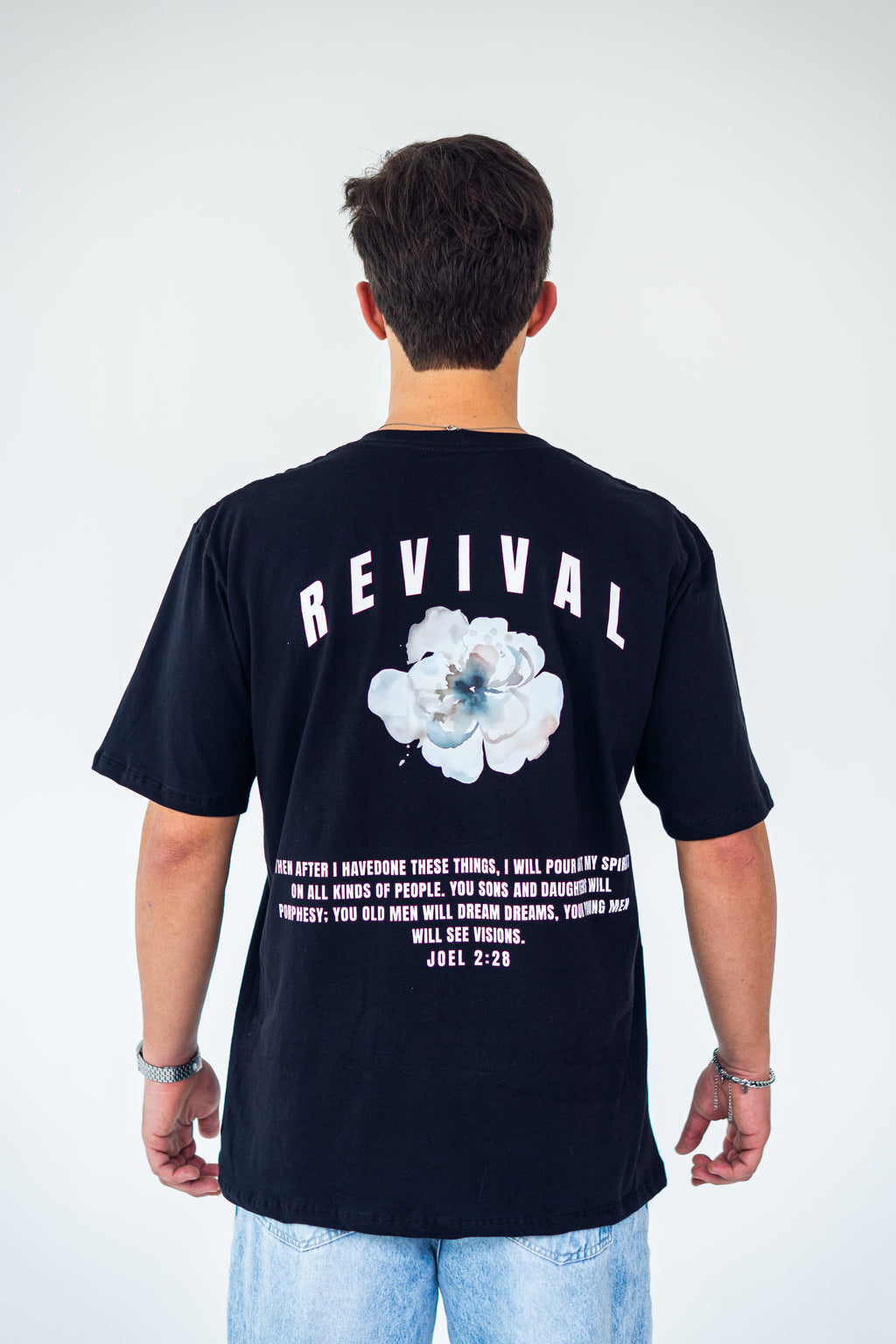 CAMISETA OVERSIZED REVIVAL PRETA