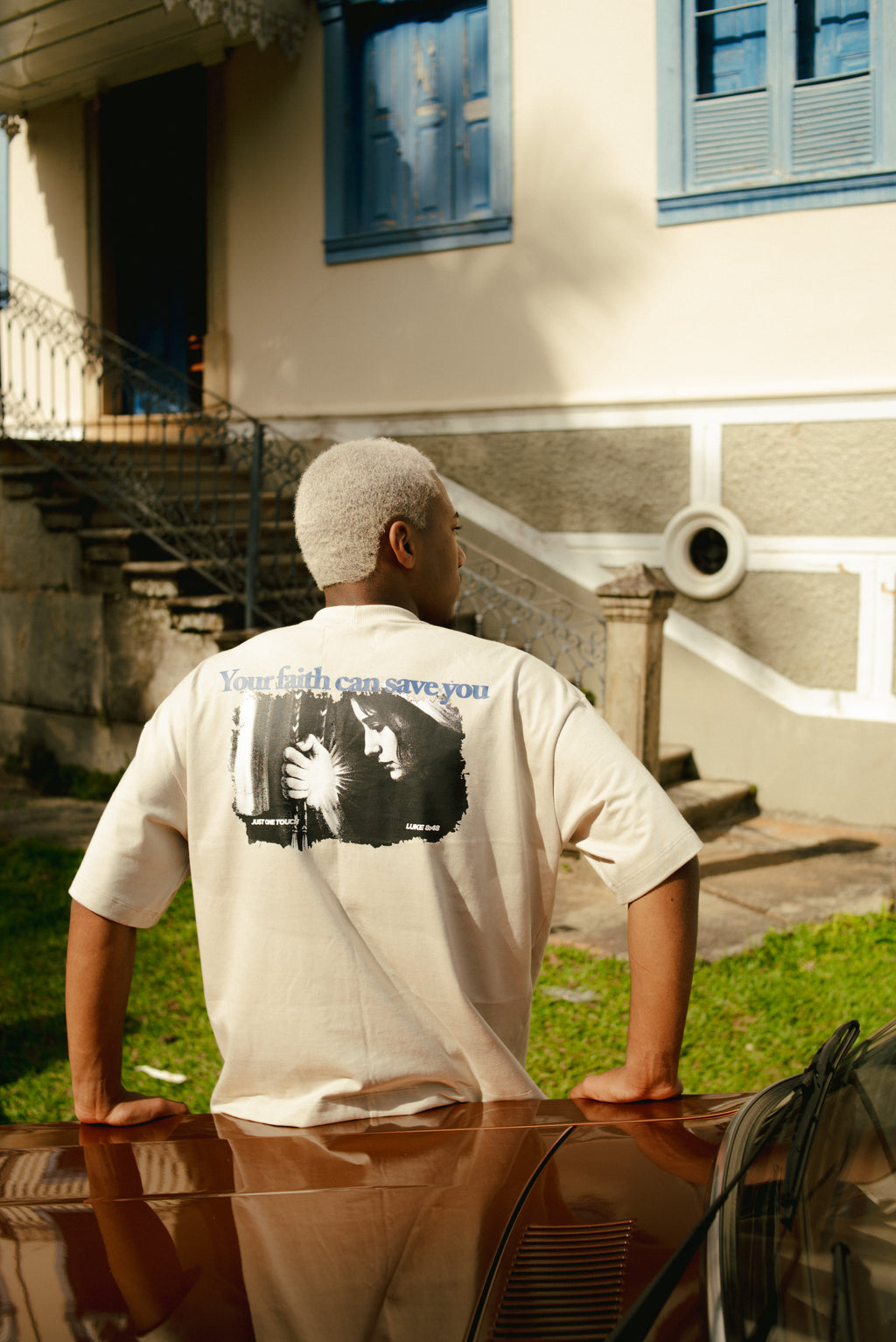 CAMISETA BOXY JUST ONE TOUCH BEGE